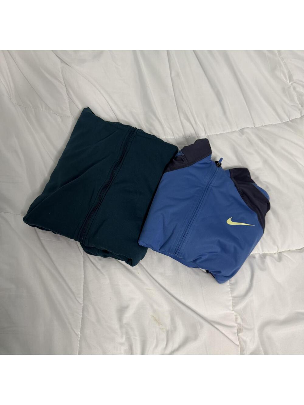 nike quarter zip up bundle large